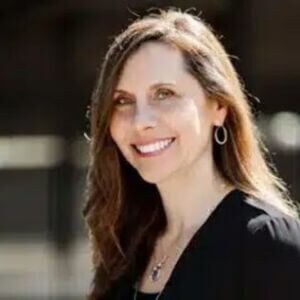 Headshot of Michelle DellaVita